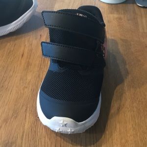 Nike Shoes - Nike shoes Nike Shoes - Nike shoes